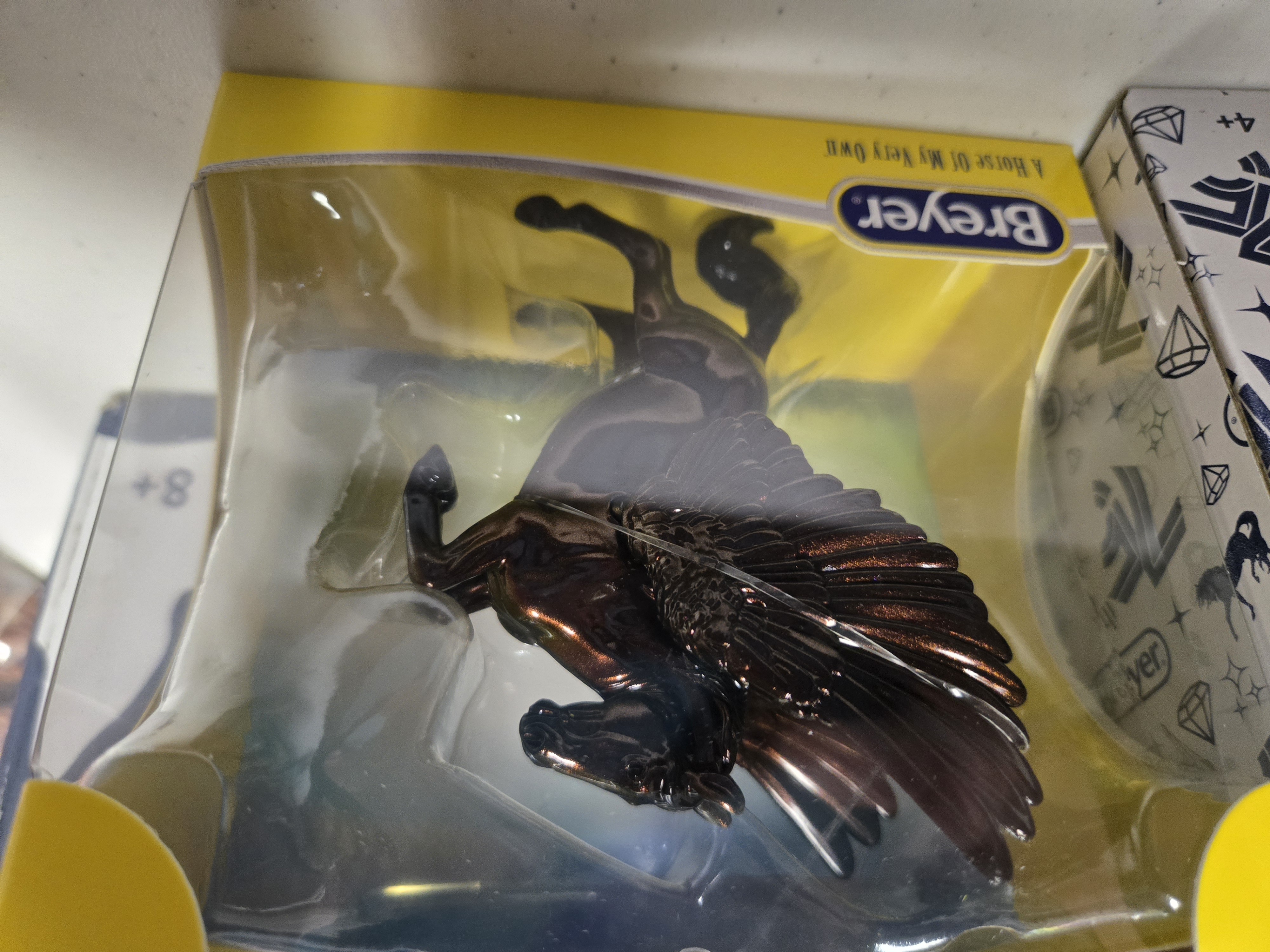 Breyer 2025 Stablemate Club Harbringer #10355-LA