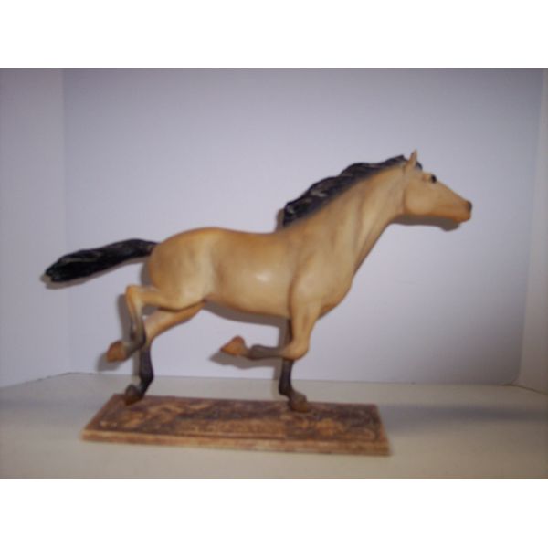 Breyer Hobo #625-LA-2