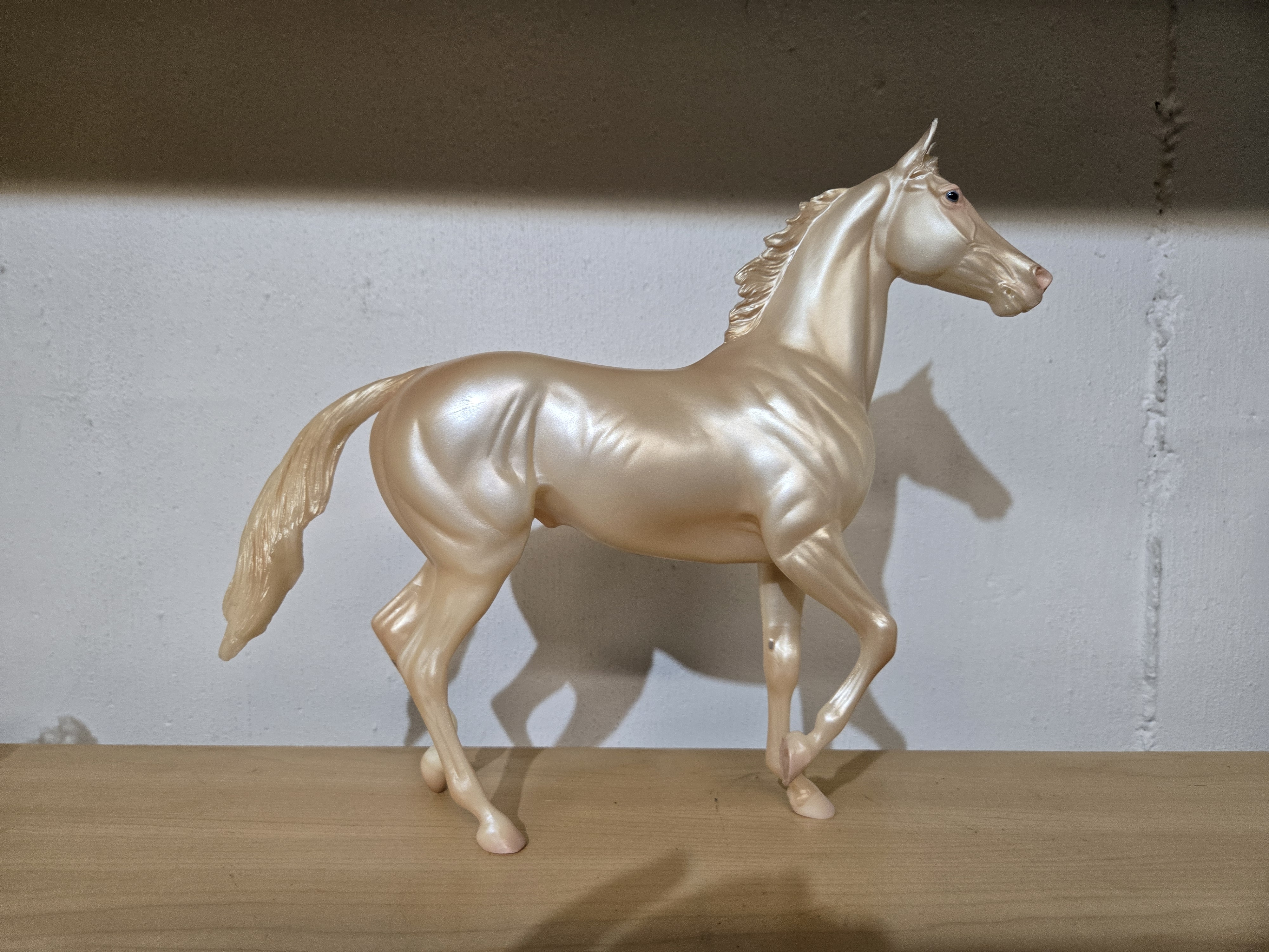 Breyer 2015 Breyerfest Quelle Surprise matte perlino #711220-BD