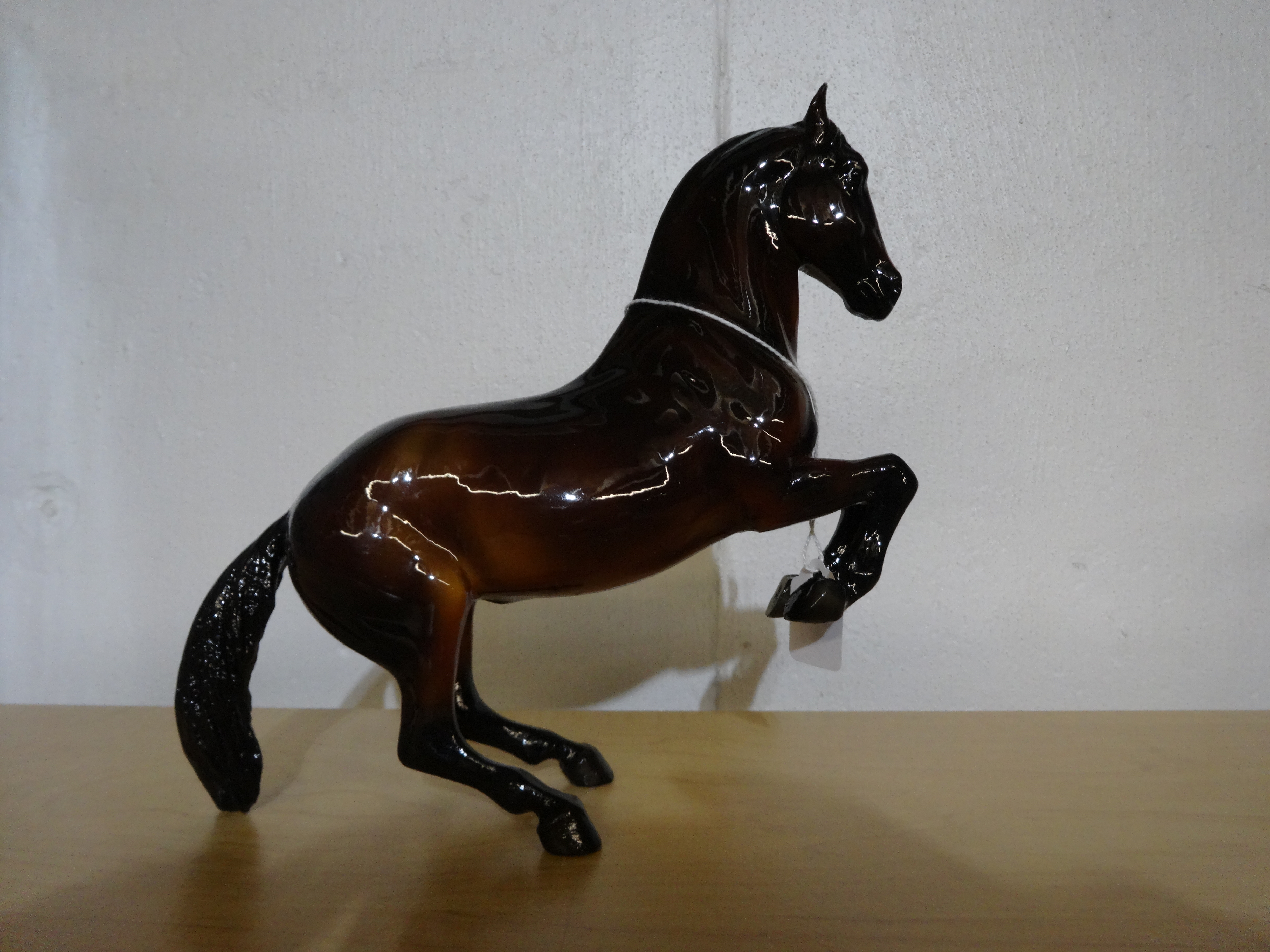 Breyer 2022 Collector Club Johann Glossy Bay #712449-SM