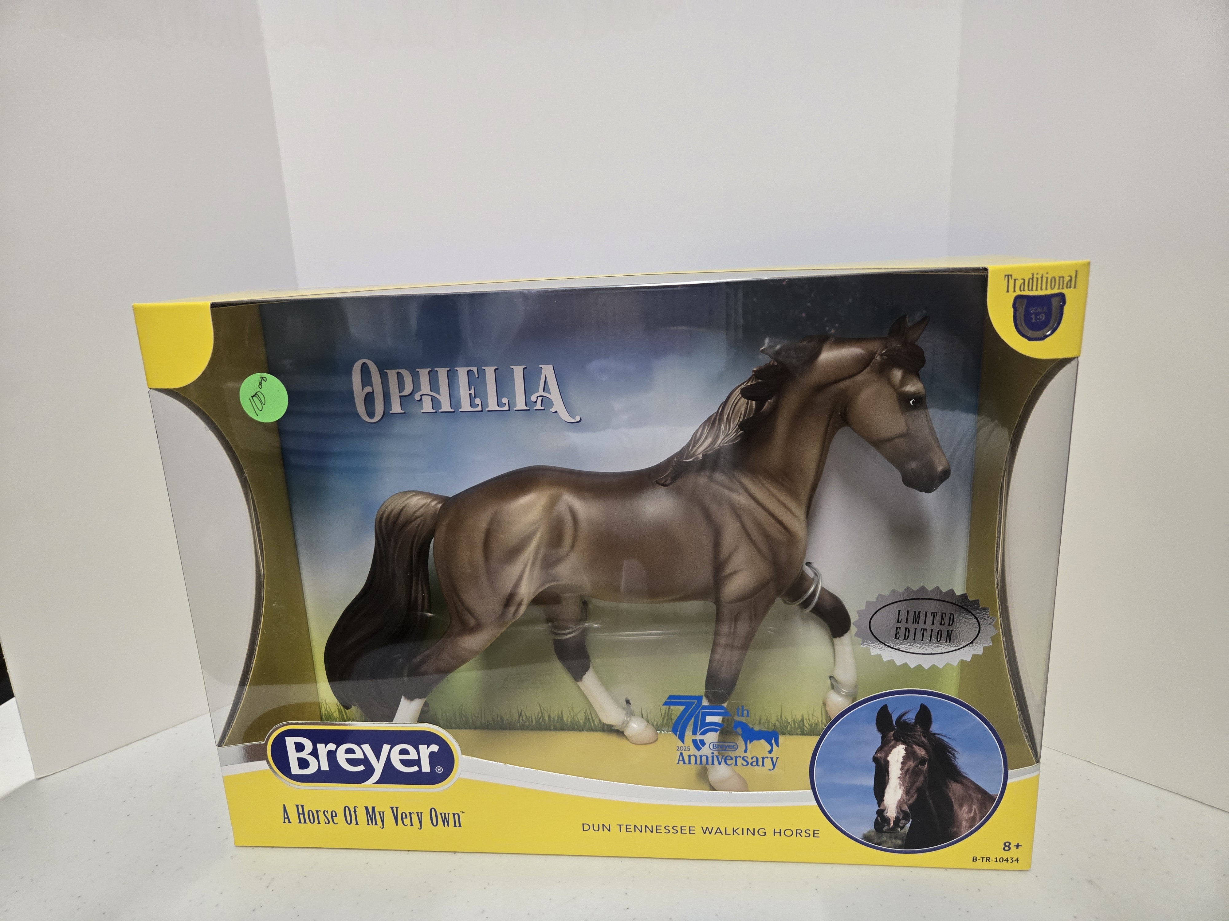 Breyer 2025 Flagship model Ophelia #10434-LA